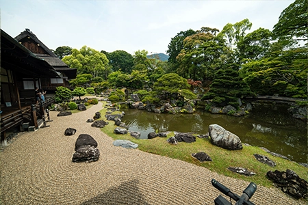 traditional garden design