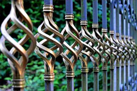 Metal fencing