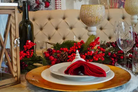 Christmas table dressing