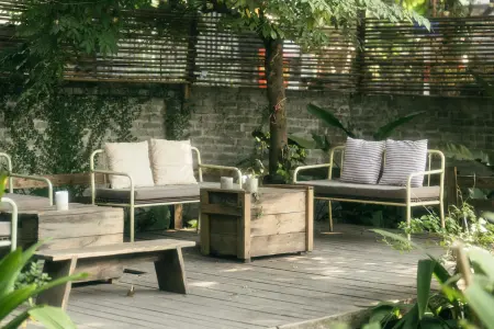 small urban city garden design